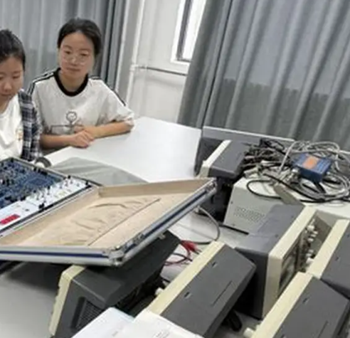 加速器和翻墙节点的管理涉及网络优化、安全、合规性和性能等多个方面。以下是一些关键要点和建议，帮助您有效管理加速器和翻墙节点